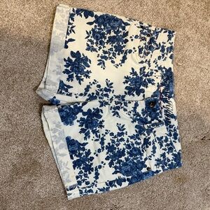 Floral Blue and White Women's Shorts